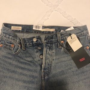 NWT Levi’s wedgie fit jean